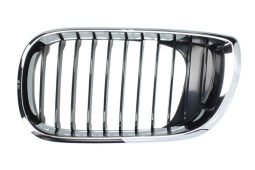 BMW 3 E46 maski vasen musta/kromi 2001-2005 BMW 3 E46 maski vasen musta/kromi 2001-2005