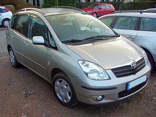 Corolla Verso (E12J) 10.2002-05.2004