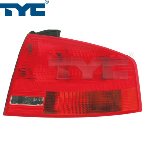 Audi A4 B7 takavalo sedan oikea 04-08