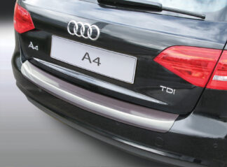 Takapuskurin kolhusuoja Audi A4 Avant 12-15 Edullinen, hyvännäköinen ja kestävä kotimainen kolhusuoja peittää naarmut ja estävät uusien syntymisen.