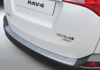 Takapuskurin kolhusuoja Toyota Rav4 4x4 4/2013->