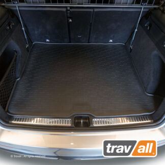 Tavaratilamatto Mercedes GLC | Travall merkkikohtaiset kumimatot suojaavat tavaratilan lattian | Carkone verkkokaupasta