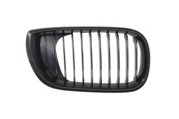 BMW 3 E46 maski musta oikea 2001-2005 BMW 3 E46 maski musta oikea 2001-2005